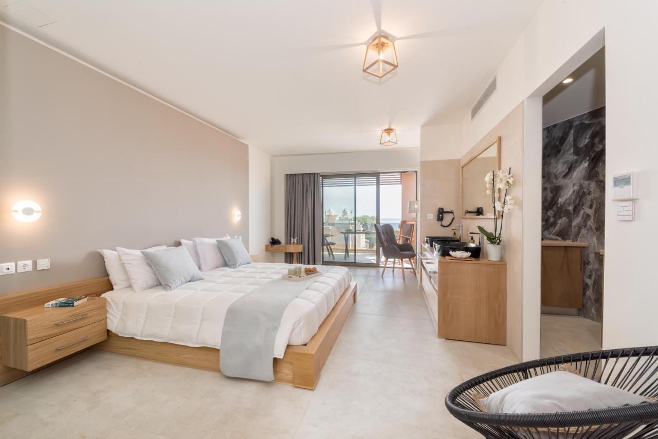 Lilium Luxury Suites Agia Marina Екстериор снимка